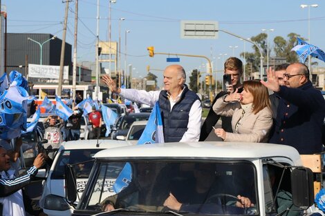 Seguridad, educación, eficiencia del Estado y desarrollo productivo: los ejes de la campaña provincial de Grindetti