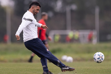 Tevez le bajó el precio a la goleada de Huracán a Racing: "No la tomamos como parámetro"