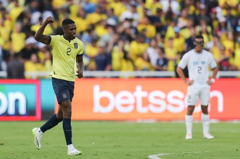 Eliminatorias: el Uruguay de Bielsa perdió en Quito ante Ecuador