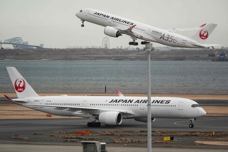 "Cualquier ropa, en cualquier lugar": la innovadora iniciativa de una aerolínea japonesa para reducir las emisiones de carbono