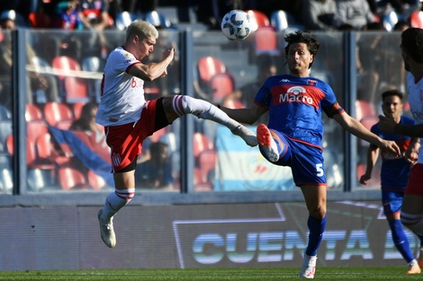 Tigre y Estudiantes igualaron sin goles en Victoria