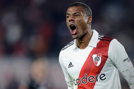 De La Cruz viene de jugar en su seleccionado