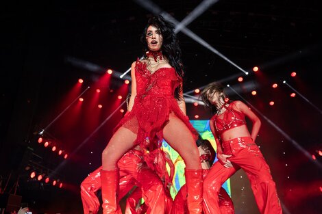 Pop disciplinado, pop folklorizado, pop urbanizado... el Equal reunió toda la gama en la voz y el cuerpo de las cantantes top de la plataforma