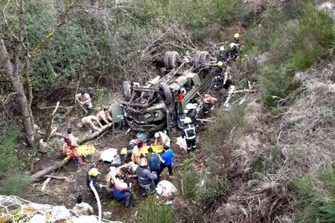 El camión transportaba soldados que volvían de una maniobra en alta montaña. 