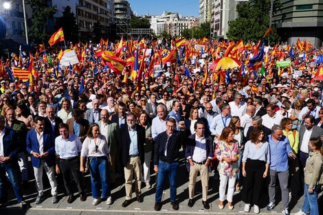 Masiva manifestación en Madrid contra la amnistía a independentistas catalanes