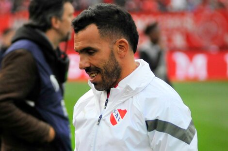 Tevez durante el encuentro ante Instituto (Fuente: Julio Mancini)