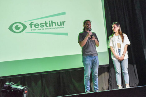Jóvenes cineastas presentan sus películas en el FESTIHUR.