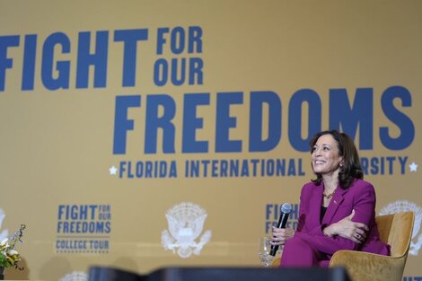 Kamala Harris y una impactante pregunta sobre los tiroteos en Estados Unidos