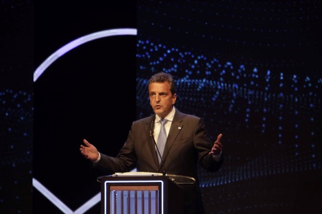 Sergio Massa durante el primer debate presidencial de cara a las generales