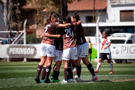 Platense sorprendió a River en la Copa de la Liga femenina