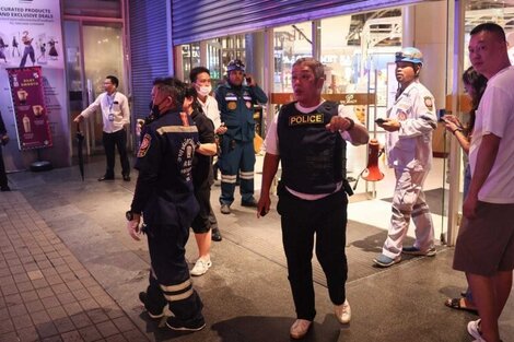 Adolescente de 14 años mató a dos personas en un centro comercial de Bangkok