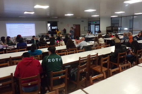 Estudiantes en defensa de la educación pública