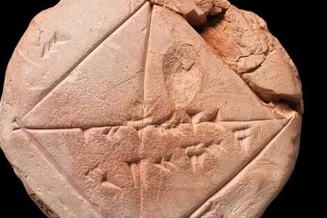 La antigua tabla de arcilla denominada YBC 7289, data entre el 1800 y 1600 a.C. y explicaría el teorema. (Foto:Wikimedia Commons)