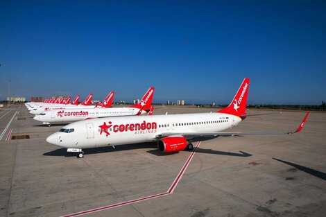 Una aerolínea turca incluyó una "zona solo para adultos" en uno de sus vuelos