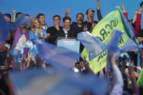 Axel Kicillof festeja su triunfo.