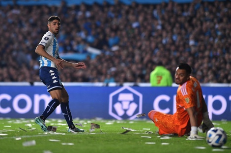 Postal fresca de Libertadores, con Maxi Romero fallando un mano a mano: le costó el puesto