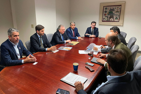 Además de Pullaro y Michlig, también formaron parte de la comitiva el senador Giacomino, y el diputado Bastía.