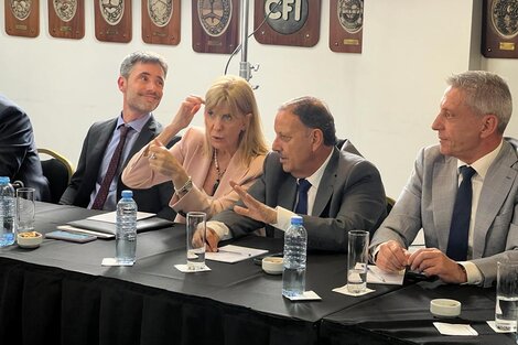 Para Quintela la "oposición debe ser responsable que hacer críticas constructivas"