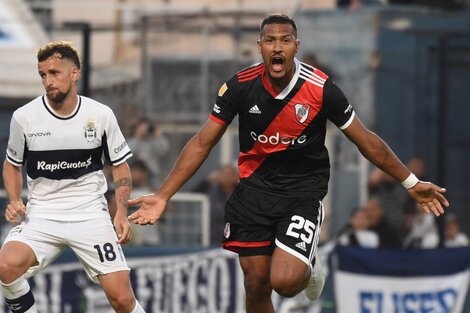 Salomón Rondón lleva 5 goles en 9 partidos de esta Copa de la Liga (Fuente: Fotobaires)