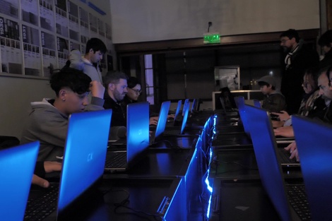 "Los videojuegos son un medio donde hay que ir por la soberanía cultural", aseguran en la UNAB.  