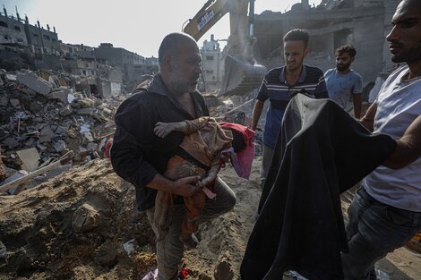 Muchas víctimas de los bombardeos son niños. 