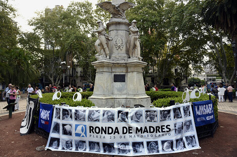 Durante muchos años, la casa de las Madres fue la plaza 25 de mayo. (Fuente: Andres Macera)