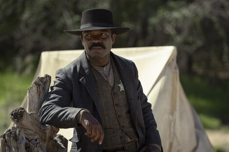 “Hombres de Ley: Bass Reeves”, por Paramount+: forajido con placa