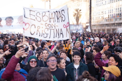 El balotaje se mete en la Marcha del Orgullo: "No se puede relajar la militancia"  