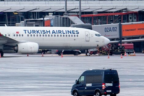 Tras 18 horas, detienen al hombre que se había atrincherado en el Aeropuerto de Hamburgo 