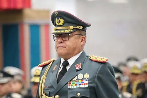 "No pierdan tiempo golpeando puertas en los cuarteles": el mensaje del jefe del Ejército boliviano