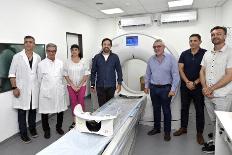 Julio Zamora y Nicolás Kreplak presentaron el nuevo tomógrafo del Hospital Magdalena V. de Martínez de General Pacheco