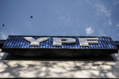 Estatización de YPF: la Justicia de EE.UU. aceptó postergar el pago que le exigía a Argentina