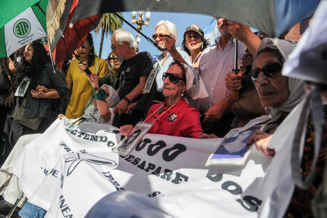 La primera ronda de las Madres tras el triunfo de Milei: "No vamos a retroceder"