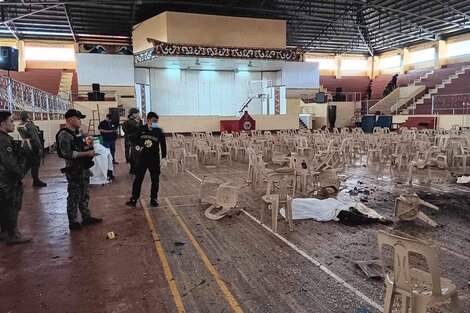 Filipinas: cuatro muertos y decenas de heridos en un atentado en una misa católica (Fuente: EFE)