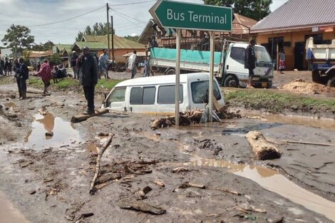 Tanzania: al menos 47 personas murieron por aludes e inundaciones