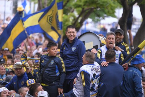 Riquelme se sumó al banderazo contra la suspensión de las elecciones.