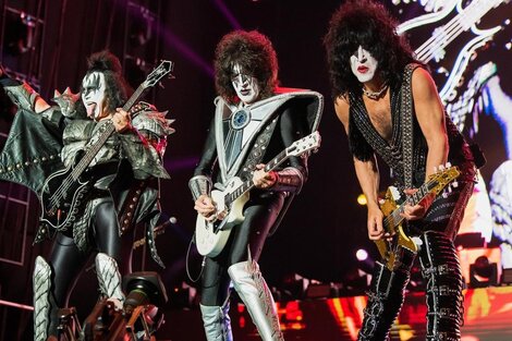 Kiss abandonó los escenarios y se convertirá en una "banda digital".