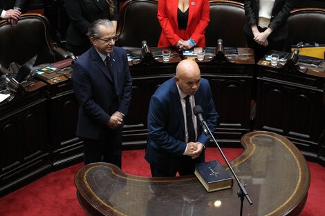 "Para que ningún argentino bien nacido admire a la criminal de guerra Margaret Thatcher"