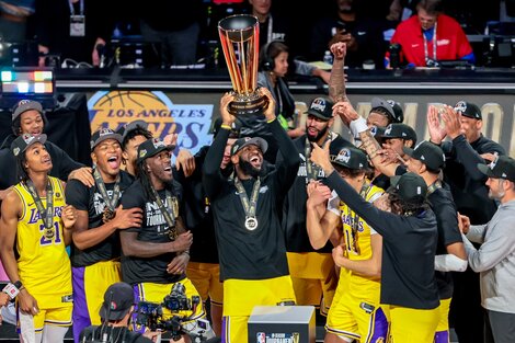 Los Angeles Lakers ganaron la primera edición de la Copa NBA