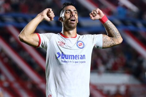 Avalos, prioridad para Tevez. El paraguayo tuvo un gran 2023: 21 goles en 45 partidos