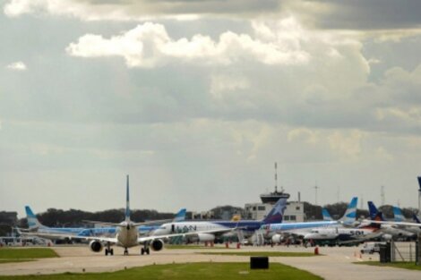 El aeroparque Jorge Newbery volvió a operar