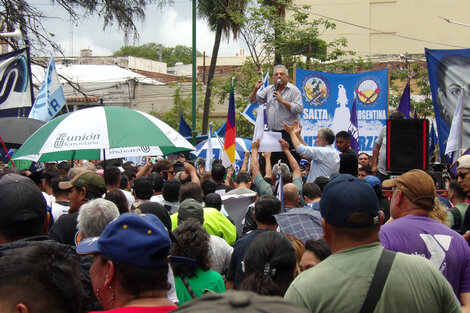 "Quieren privatizar todo lo que queda y venderlo como saldos y retazos"