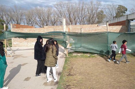 Una escuela con obras a medio camino que Amsafe destaca.