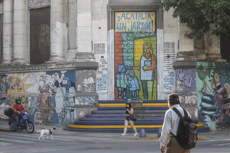 El edificio se incendió y murieron seis niños: en su memoria se prometió construcción de la escuela.  (Fuente: Leandro Teysseire)