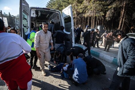 Más de 100 muertos en Irán por un ataque con explosivos contra una multitud