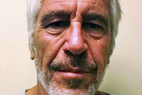 Quiénes son los poderosos y famosos que se vinculan con Jeffrey Epstein 