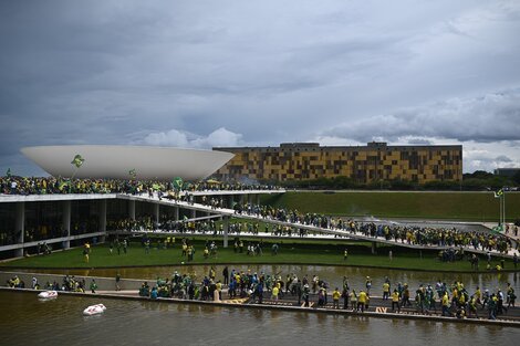 El 8 de enero del año pasado una horda de bolsonaristas invadió el Palacio del Planalto. 