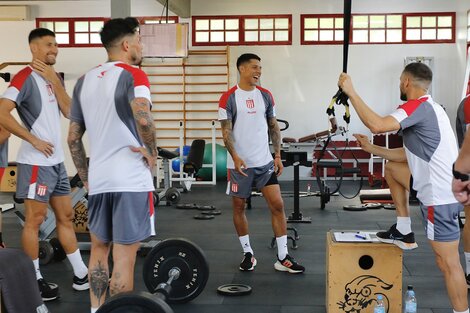 Oficial: Enzo Pérez ya es nuevo jugador de Estudiantes