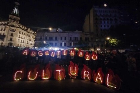 El cacerolazo contra la motosierra de Javier Milei, en imágenes