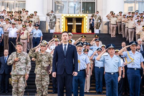 La vieja fórmula de militares y gendarmes contra las protestas